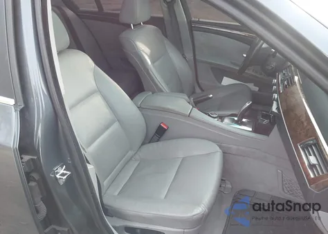 2008 BMW 535I из США, поврежденный, VIN WBANW13588CN55853